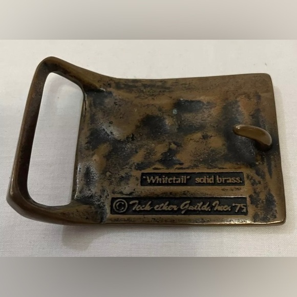 Tech Ether Guild Whitetail Deer 1975 Belt Buckle Solid Brass Vintage - Picture 3 of 3